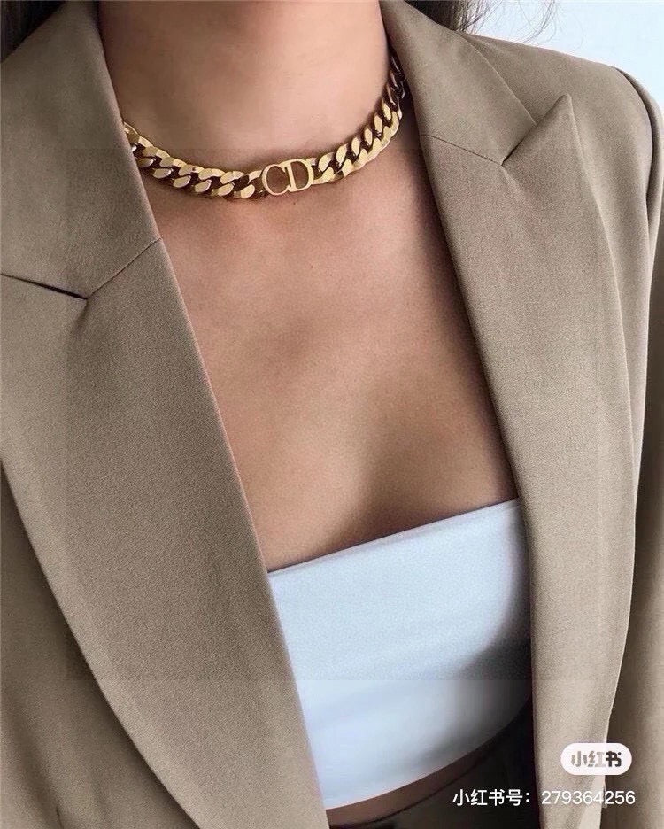 Graphic Letter Motif Pendant Necklace in Gold-Tone with Vintage-Style Finish – Design 002 close-up detail