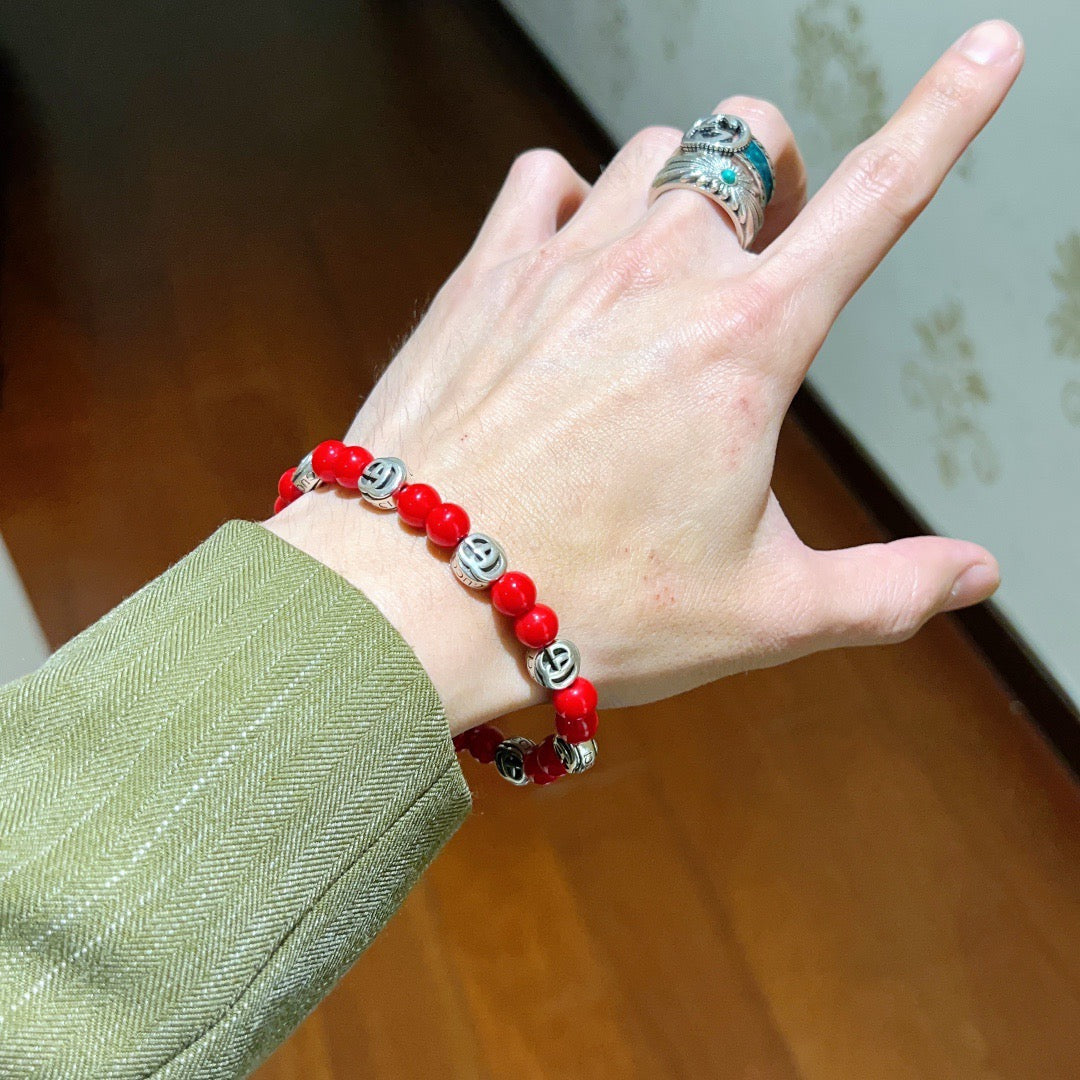 Double-G Emblem Beaded Bracelet in Polished Metal-Tone – Crystal Detail – Design 010 detail view