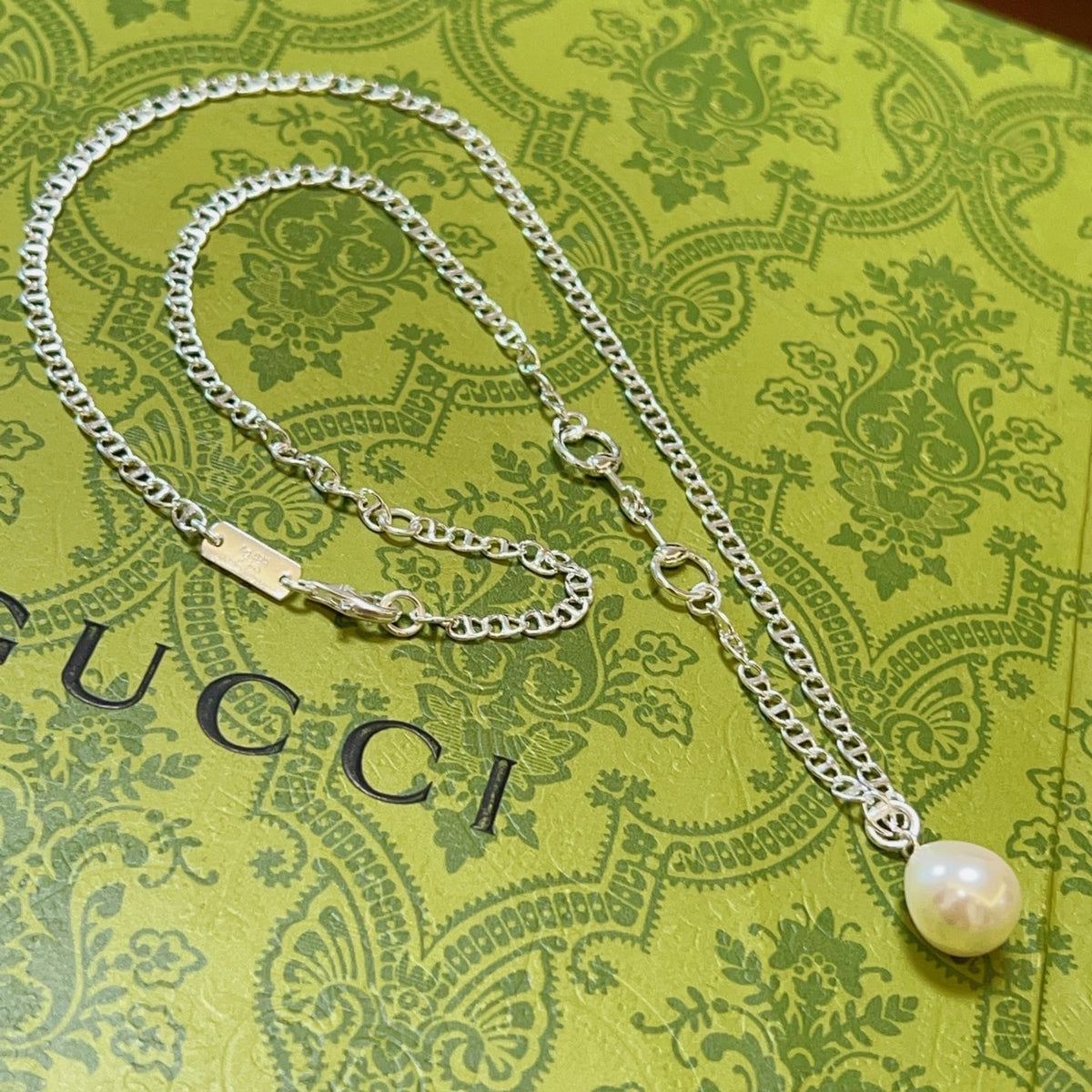 Double-G Emblem Pendant Necklace in Polished Metal-Tone – Design 097 front product view