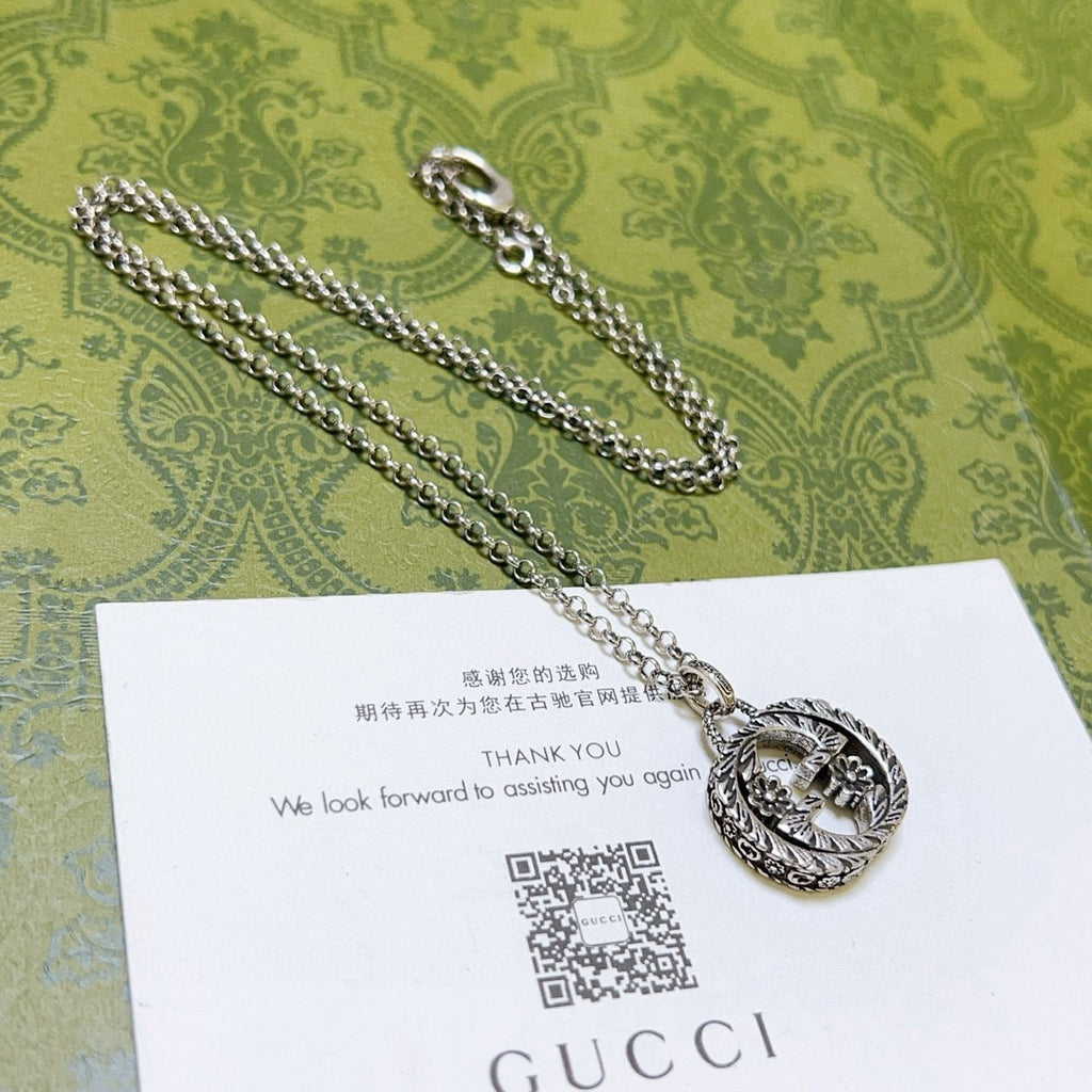 Double-G Emblem Pendant Necklace in Polished Metal-Tone – Design 094 front product view