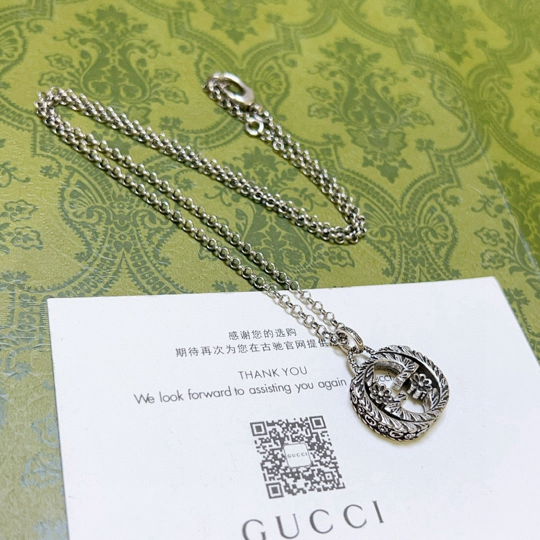 Double-G Emblem Pendant Necklace in Polished Metal-Tone – Design 094 front product view