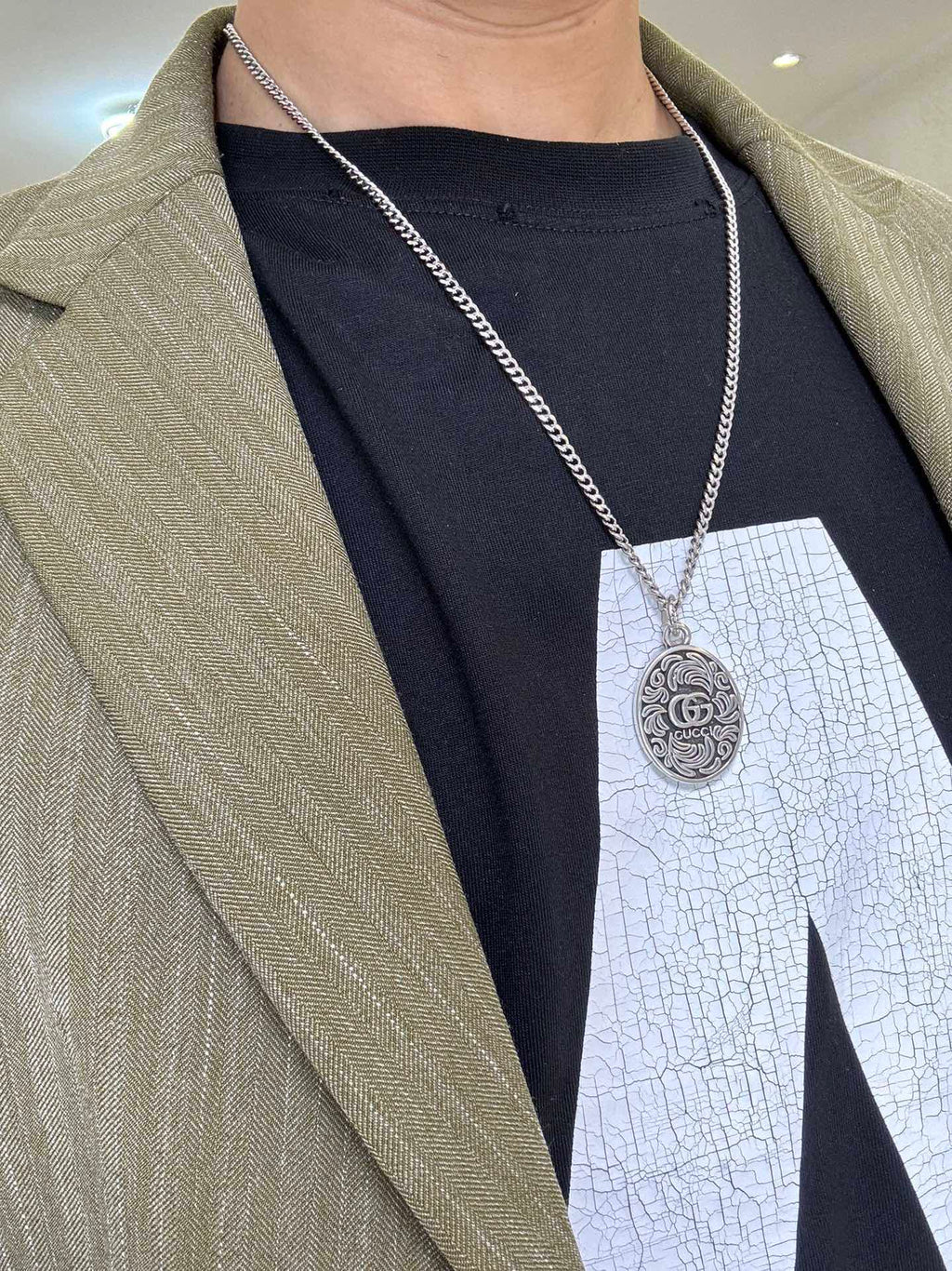 Double-G Emblem Pendant Necklace in Polished Metal-Tone – Design 192 detail view