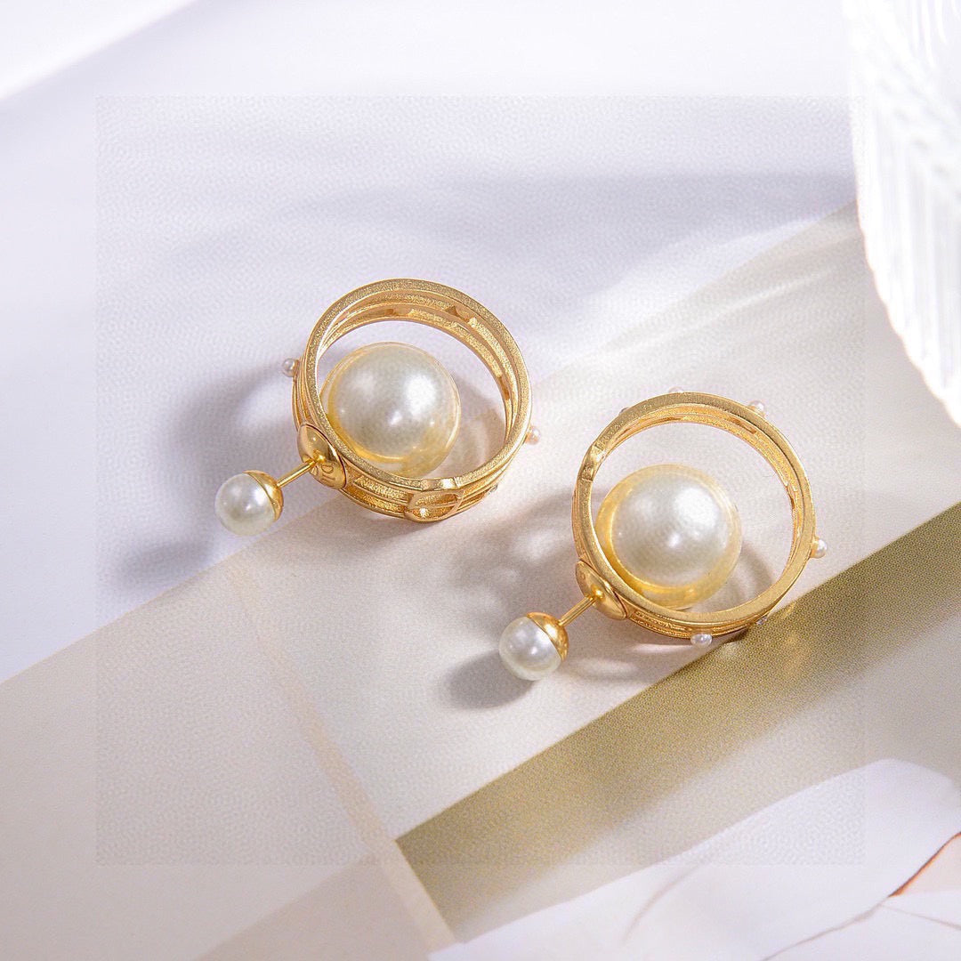 Graphic Letter Motif Statement Earrings in Polished Metal-Tone – Design 044 main product view