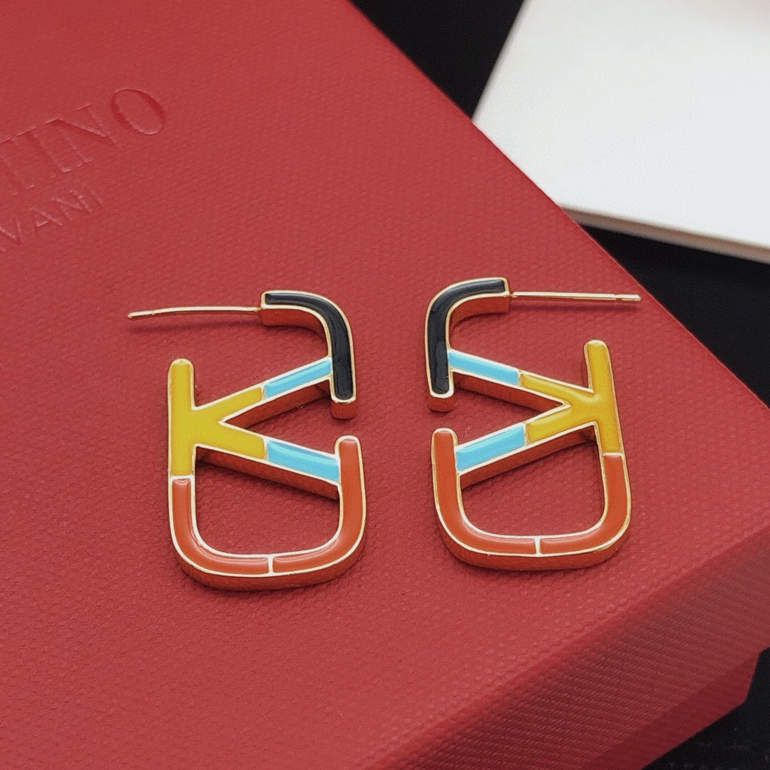Signature Emblem Stud Earrings in Polished Metal-Tone – Design 05 detail view