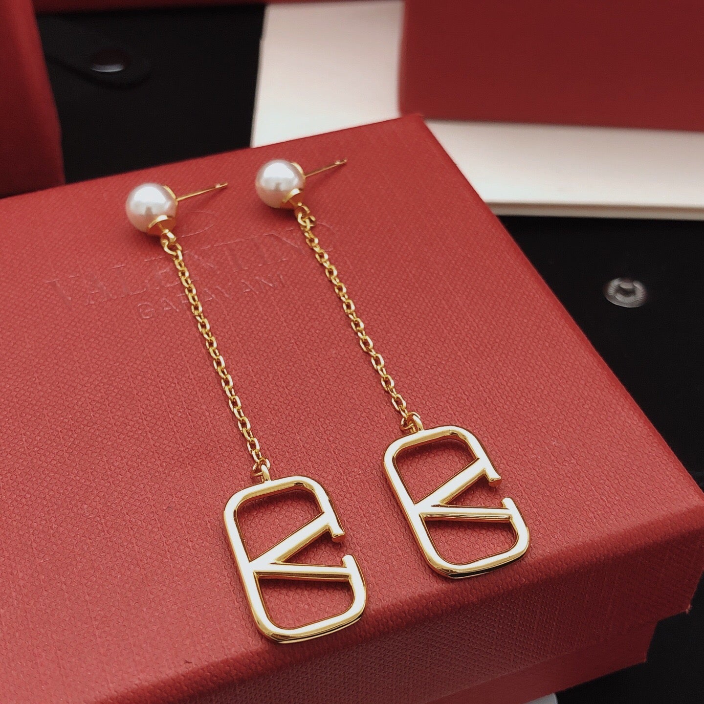 Signature Emblem Stud Earrings in Gold-Tone – Design 05 side detail