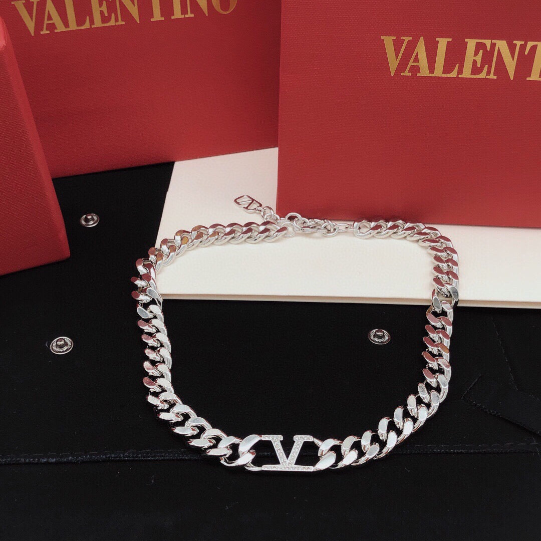 Signature Emblem Jewelry Accessory – Design 01 close-up view