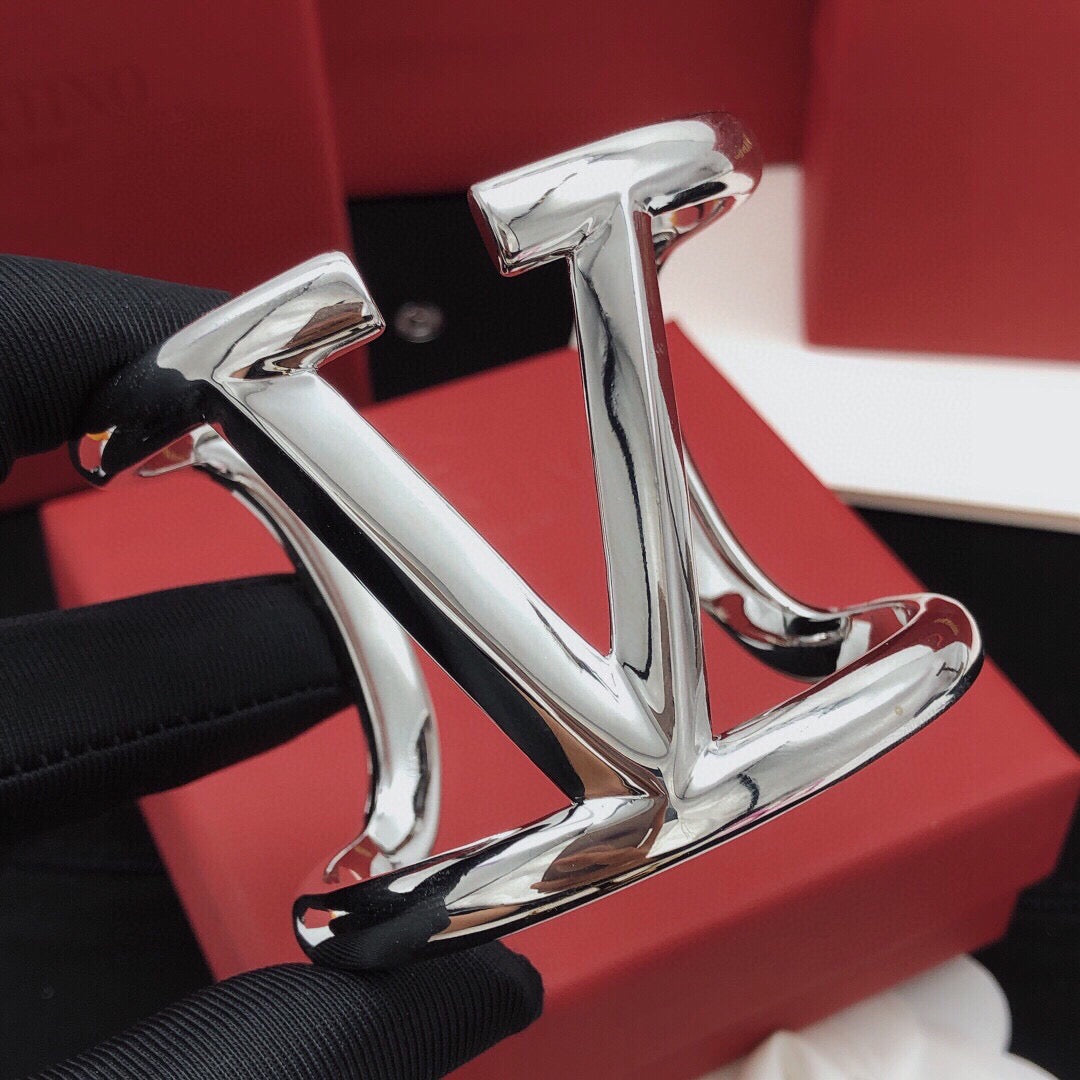 Signature Emblem Cuff Bracelet in Gold-Tone – Design 05 main product view