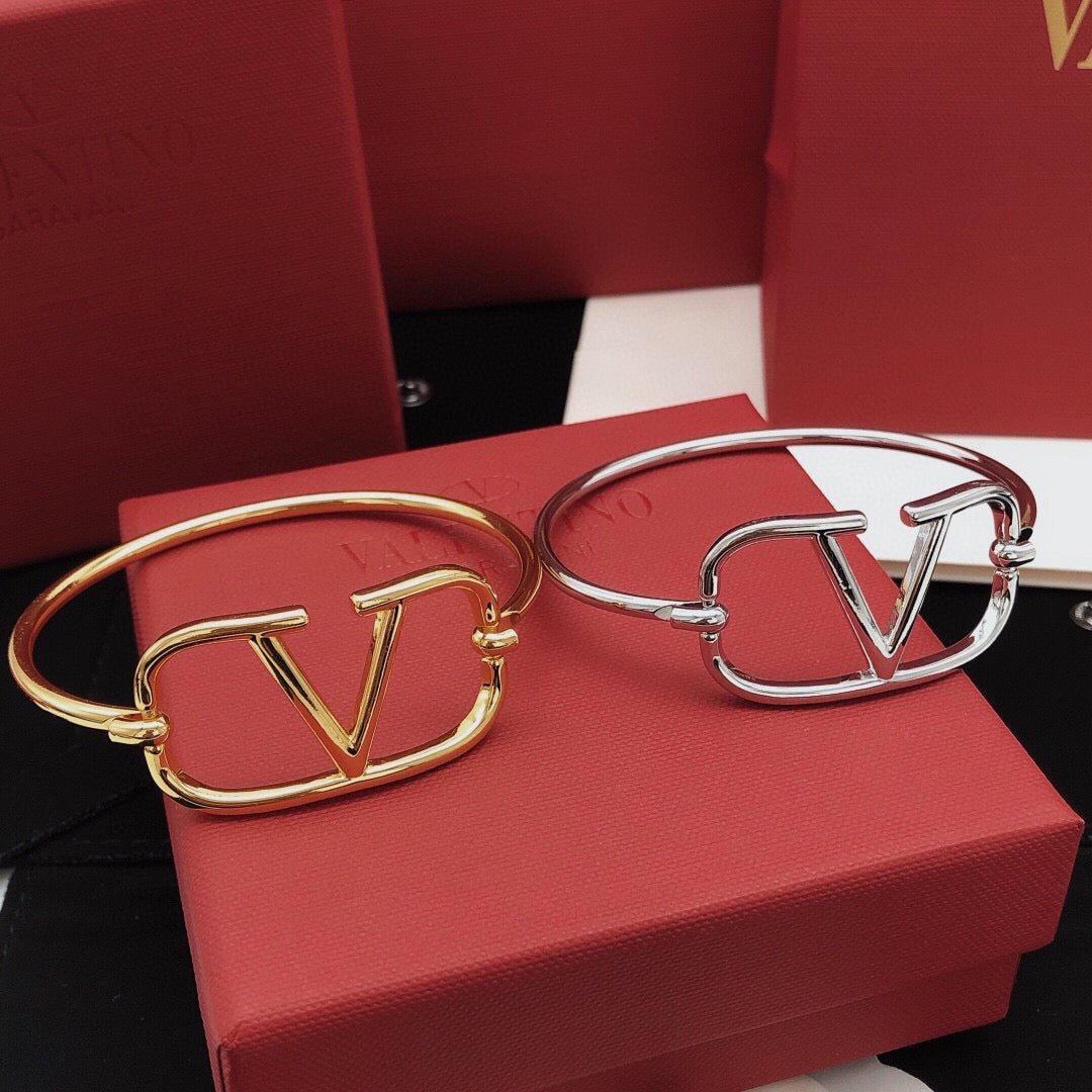 V Emblem Cuff Bracelet in Gold-Tone – Design 01 front view