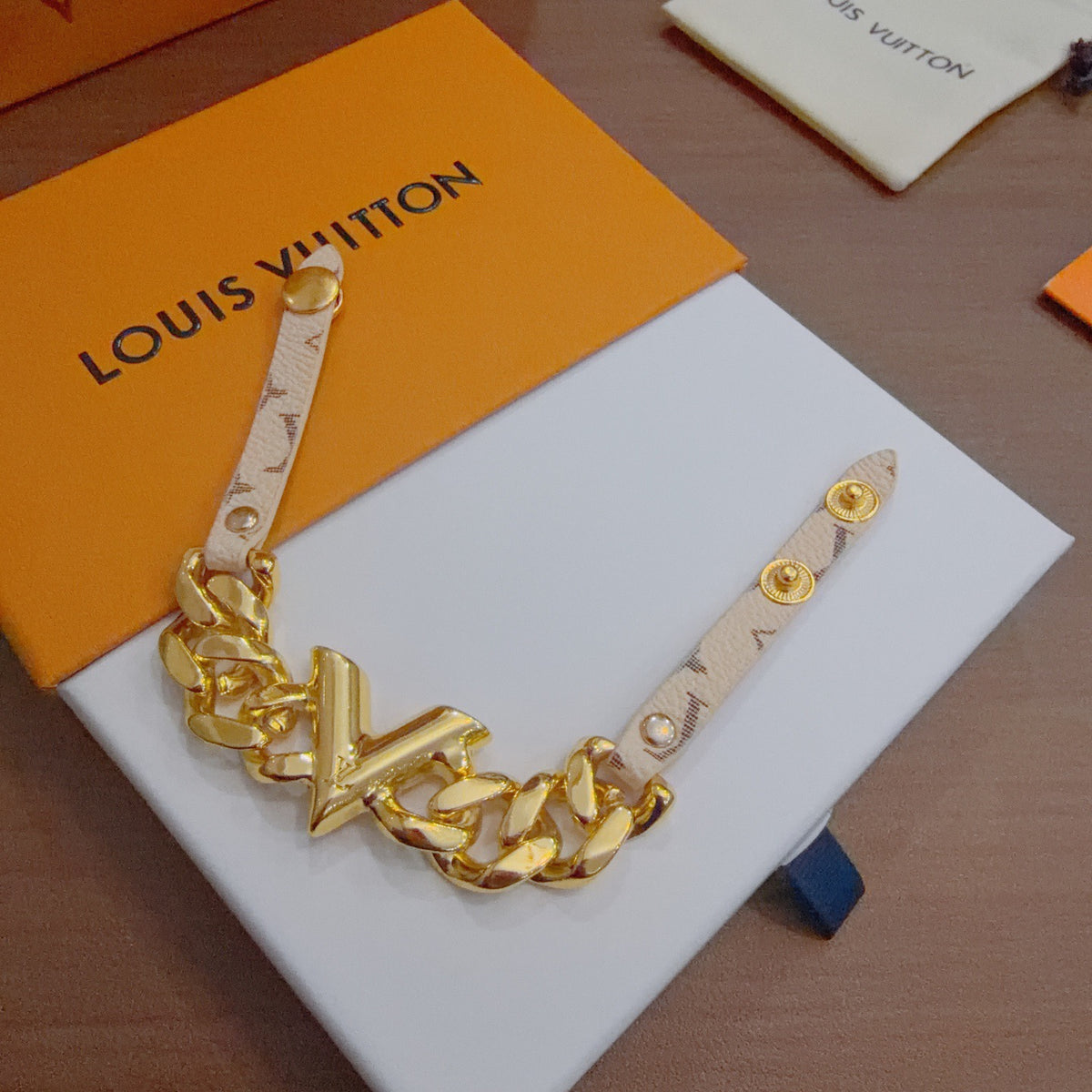 Martin Graham bracelet in polished metal-tone – front product view