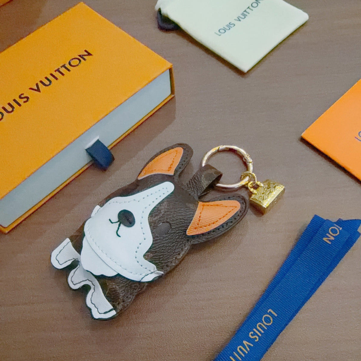 Bag Motif Keychain – Bag Detail – Design 104 side detail