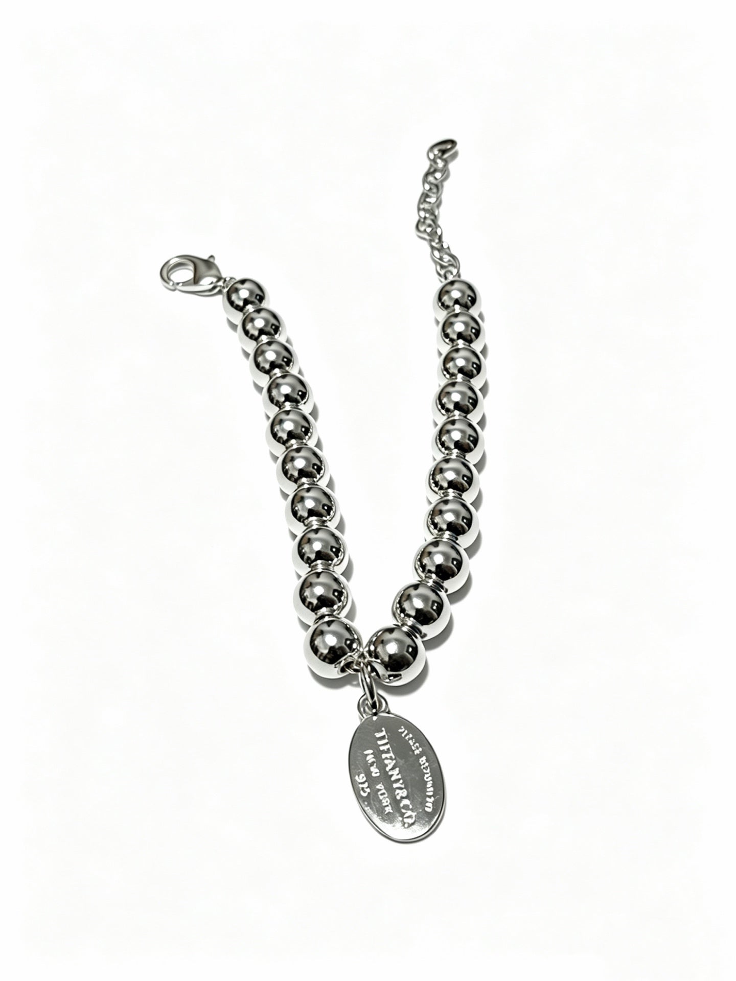 Signature Motif Bracelet in Silver-Tone – Vintage Detail – Design 86 detail view