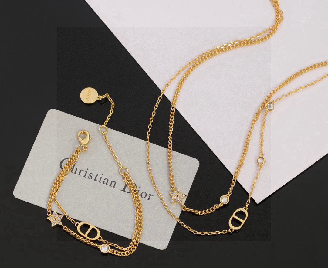 Sculptural Pendant Necklace in Polished Metal-Tone with Layered Detail – Design 004 main product view