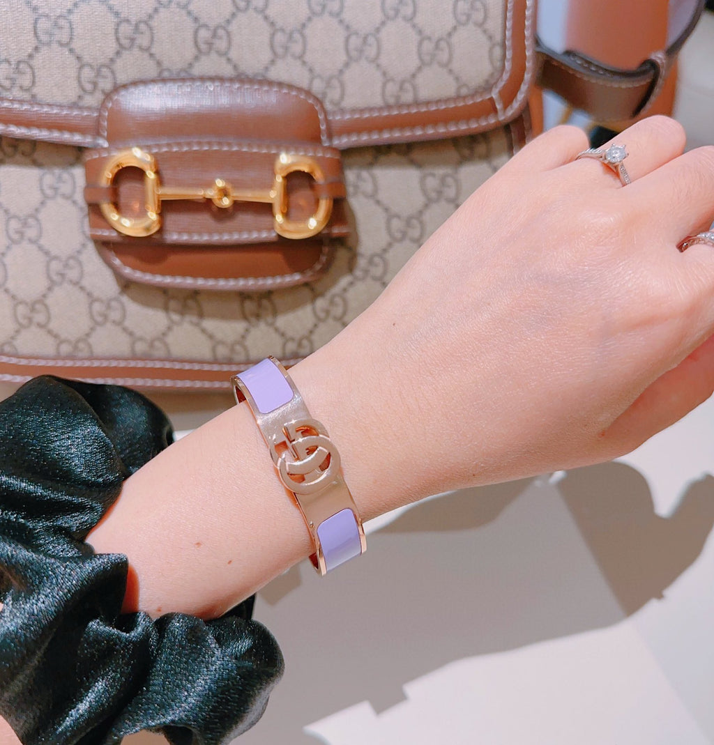 Double-G Emblem Bangle in Gold-Tone – Design 010 styled product view