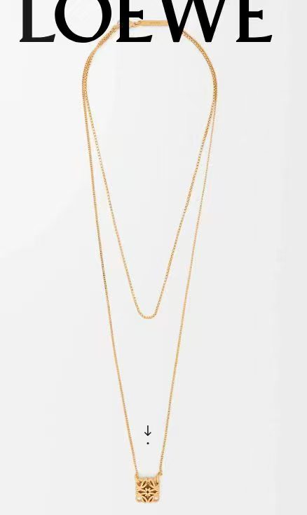 Floral Motif Pendant Necklace in Polished Metal-Tone – Design 03 main product view