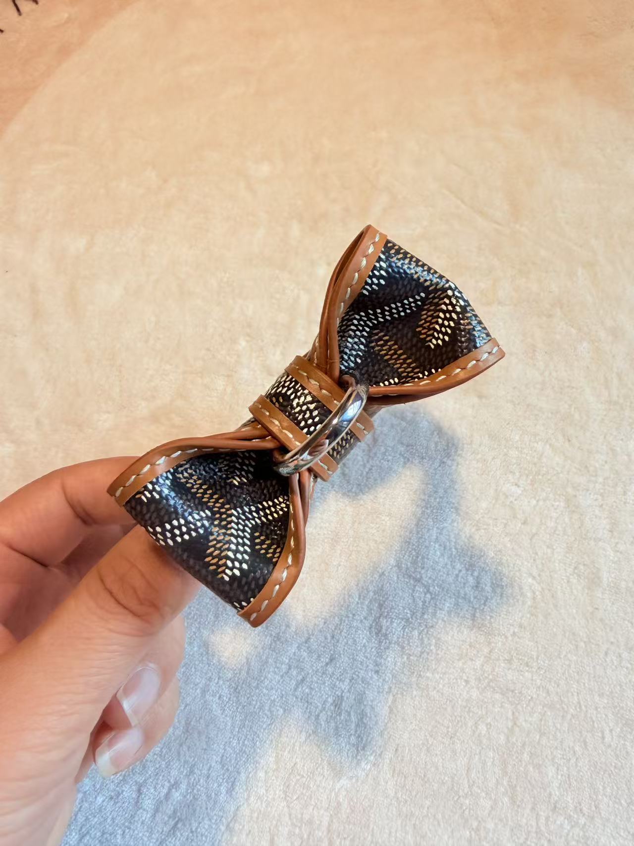 Bow Detail Leather Pet Collar – Design 02 main product view