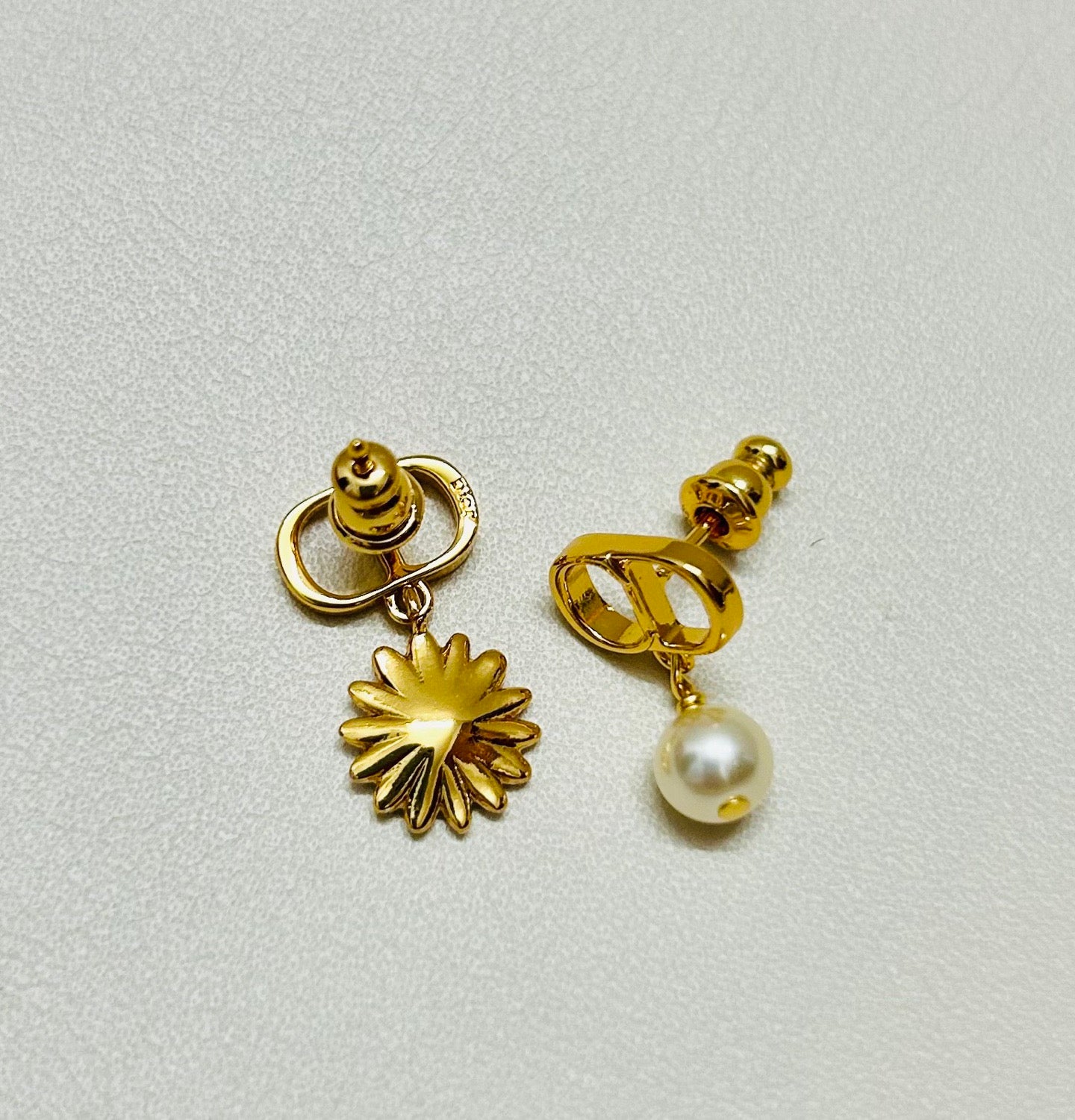 Graphic Letter Motif Statement Earrings in Polished Metal-Tone – Design 053 side detail