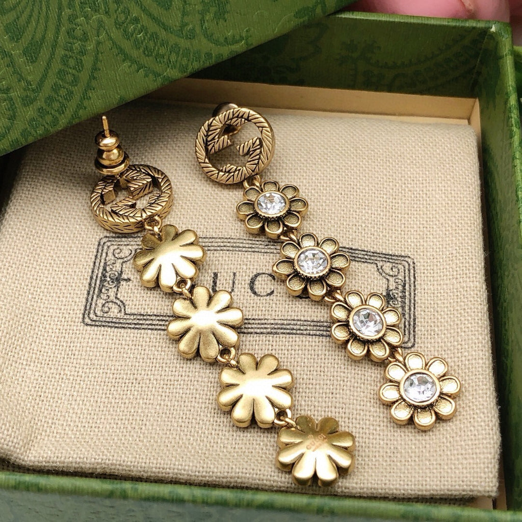 Floral Stud Earrings in Polished Metal-Tone – Design 009 close-up detail