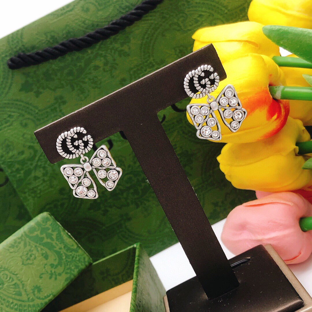 Double-G Emblem Statement Earrings in Silver-Tone – Design 002 main product view