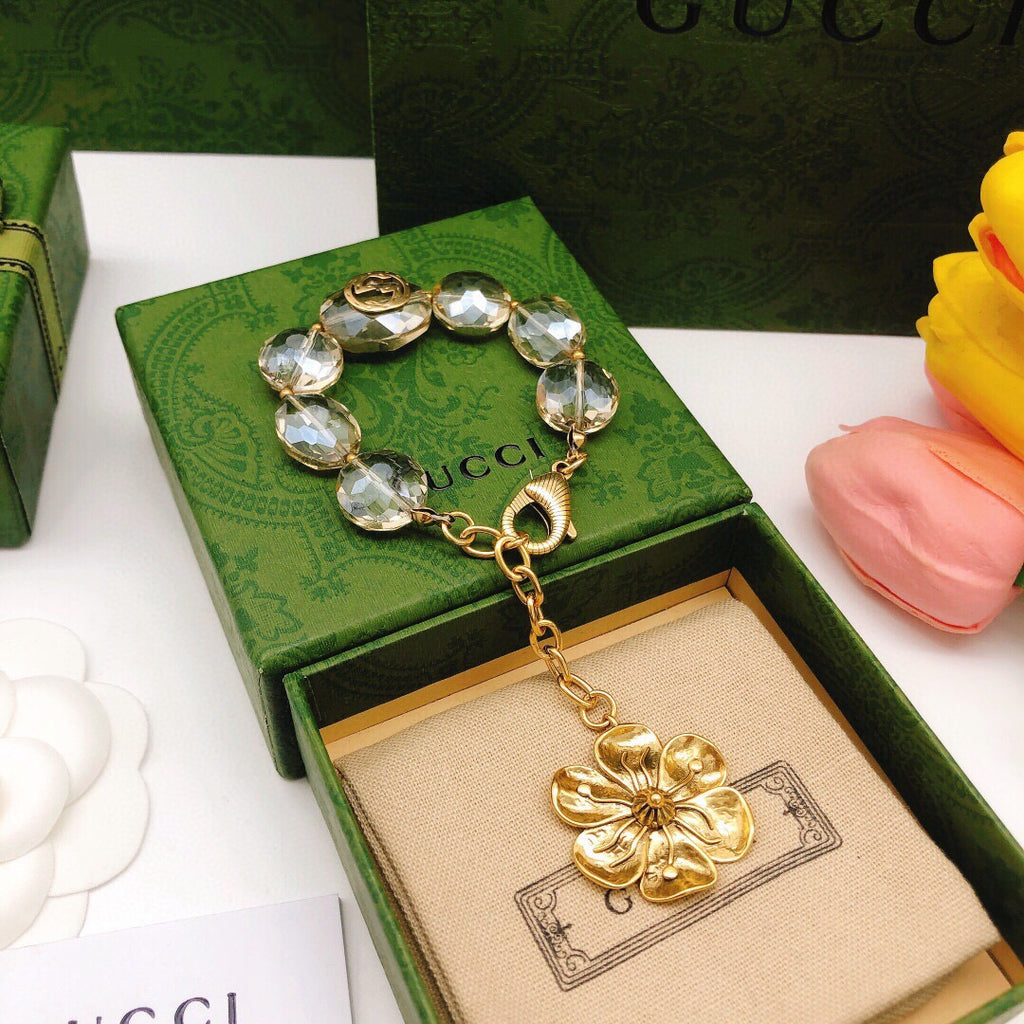 Double-G Emblem Bracelet in Polished Metal-Tone – Vintage Detail – Design 005 styled product view