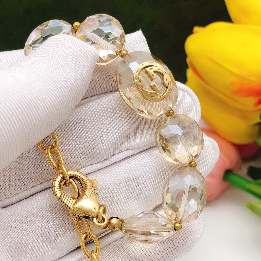 Double-G Emblem Bracelet in Polished Metal-Tone – Vintage Detail – Design 005 detail view