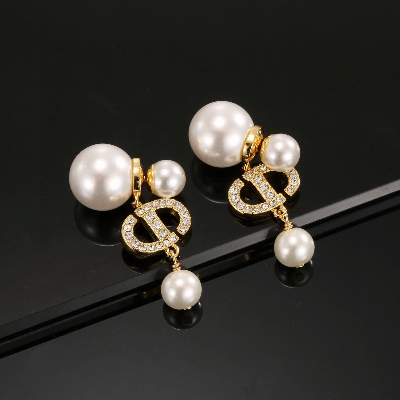 Pearl-Style Motif Statement Earrings in Silver-Tone with Pearl-Style Detail – Design 008 close-up detail