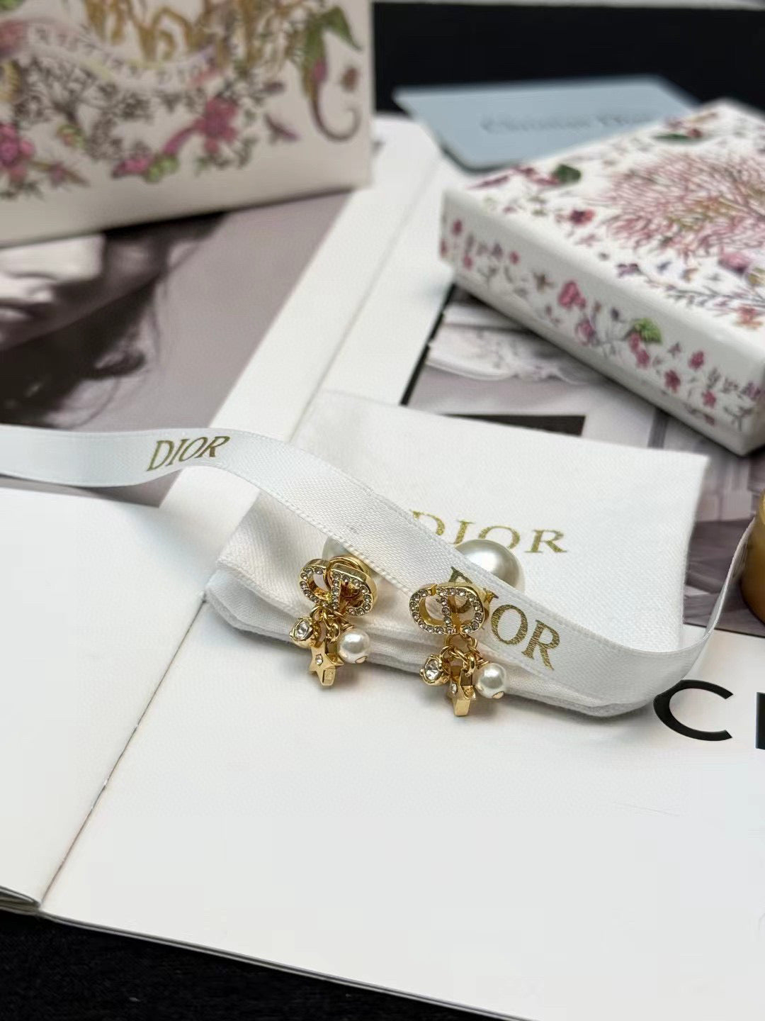 Pearl-Style Motif Statement Earrings in Silver-Tone with Pearl-Style Detail – Design 007 detail view