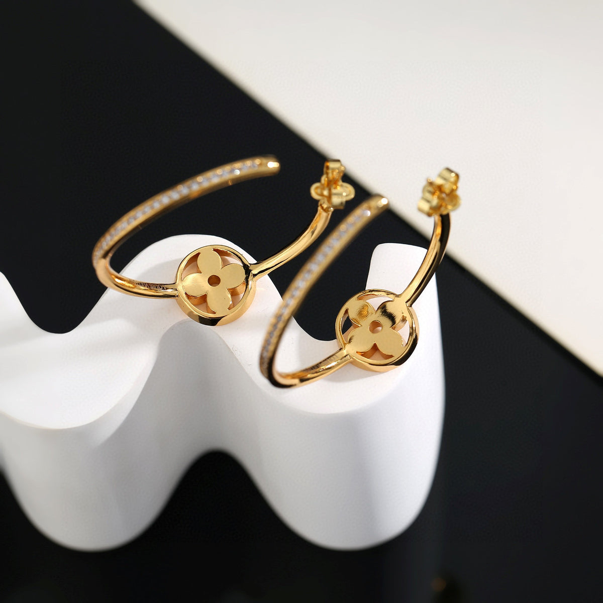 Letter Emblem Stud Earrings in Polished Metal-Tone – Design 026 side detail