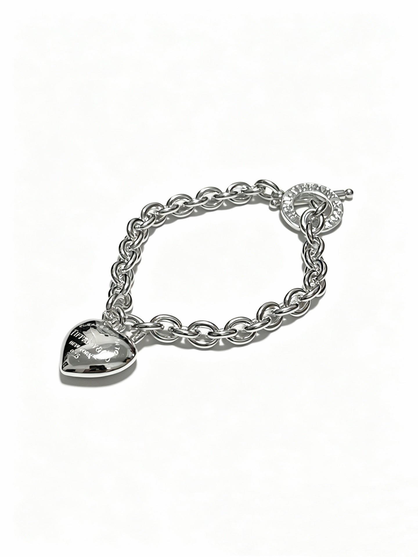 Signature Motif Bracelet in Silver-Tone – Vintage Detail – Design 82 front product view