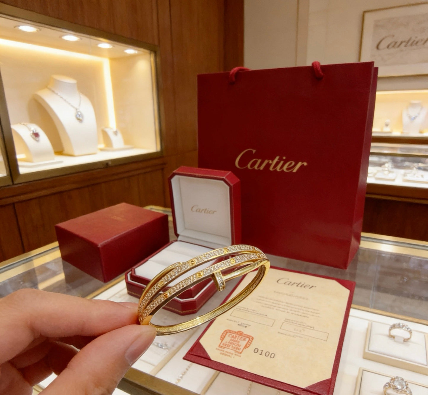 Sculptural Statement Bracelet in Gold-Tone – Design 226 detail view