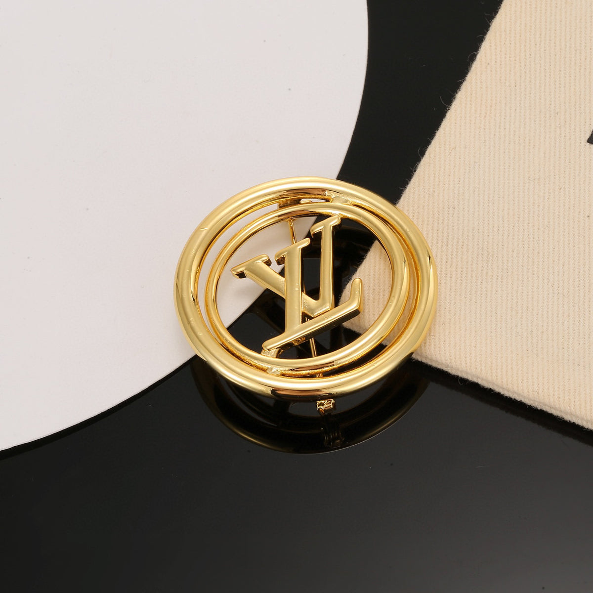 Letter Emblem Brooch in Polished Metal-Tone – Design 006 main product view