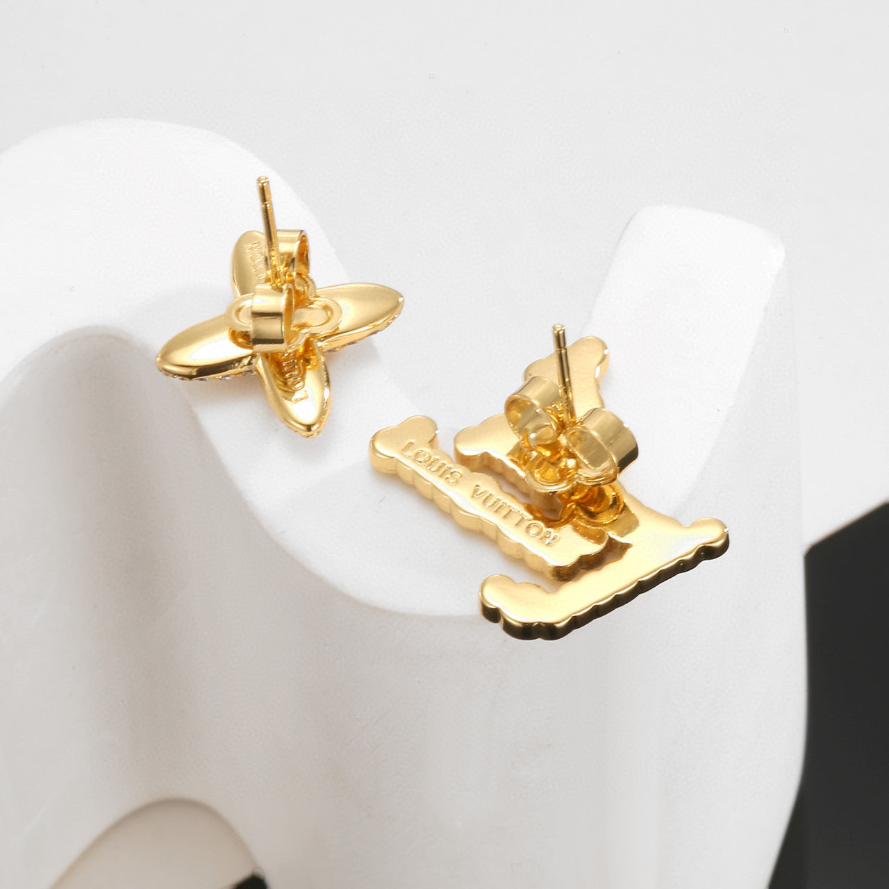 Geometric Emblem Stud Earrings in Polished Metal-Tone – Design 032 close-up detail