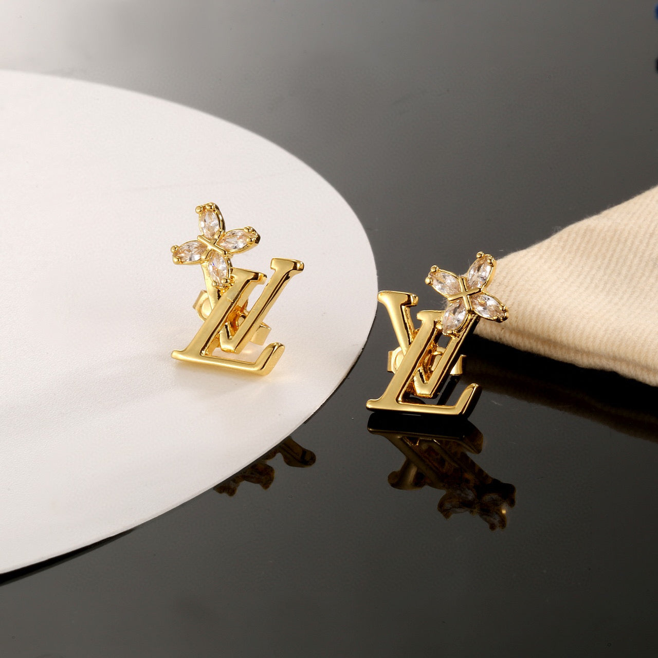 Geometric Emblem Stud Earrings in Polished Metal-Tone – Design 047 main product view