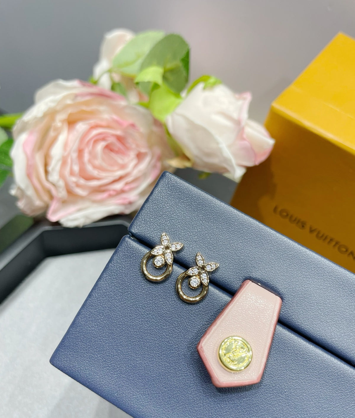 Geometric Emblem Stud Earrings in Polished Metal-Tone – Design 030 detail view