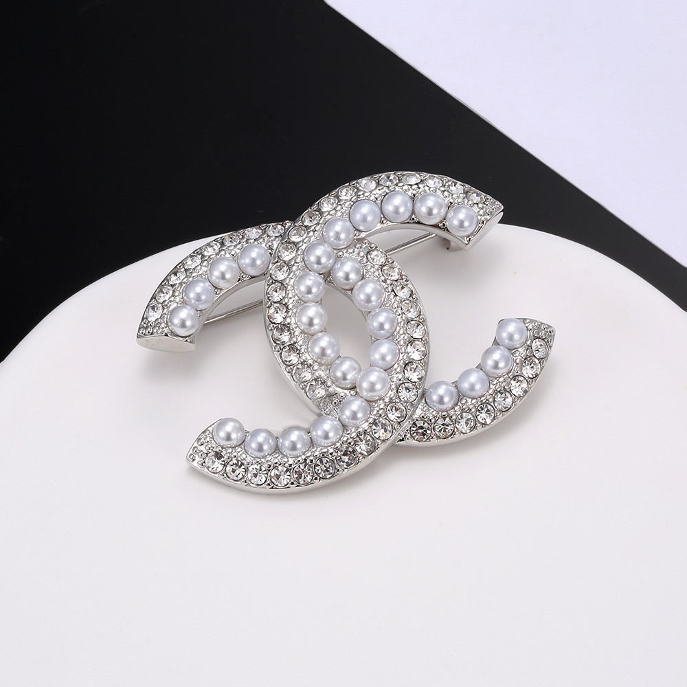 Signature Emblem Brooch in Silver-Tone – Design 004 main product view