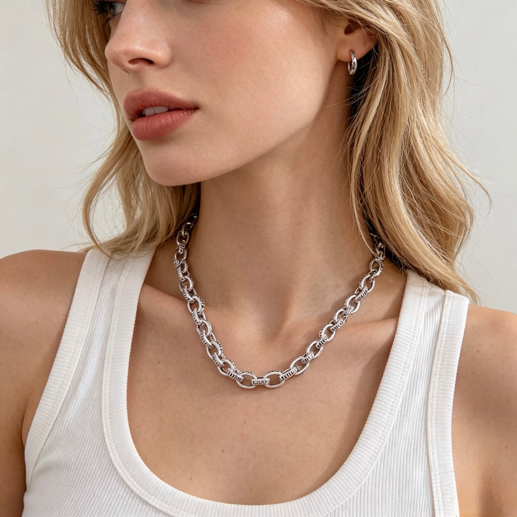 Double-G Emblem Pendant Necklace in Polished Metal-Tone – Vintage Detail – Design 036 side detail