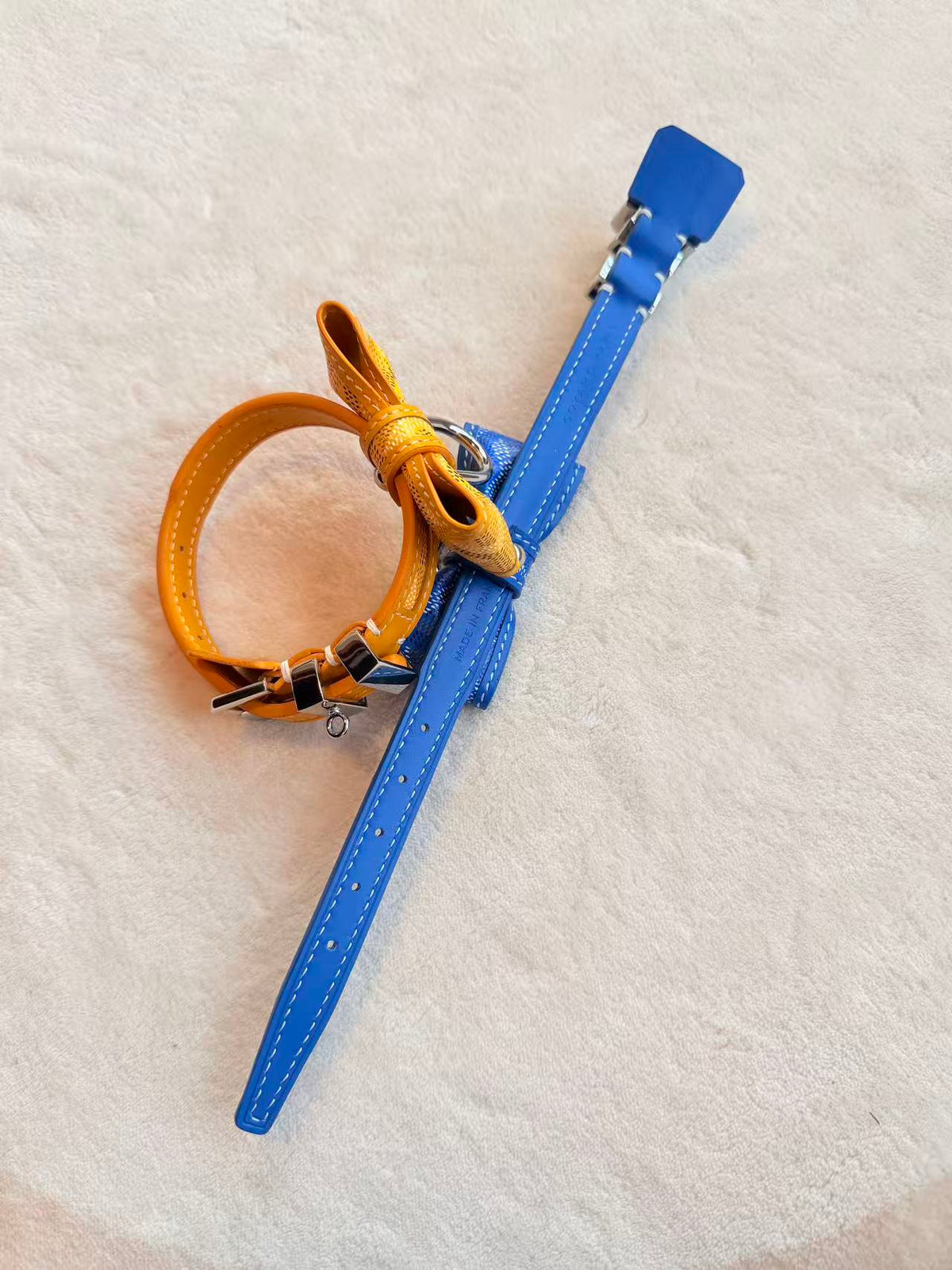 Bow Detail Leather Pet Collar – Design 01 side view
