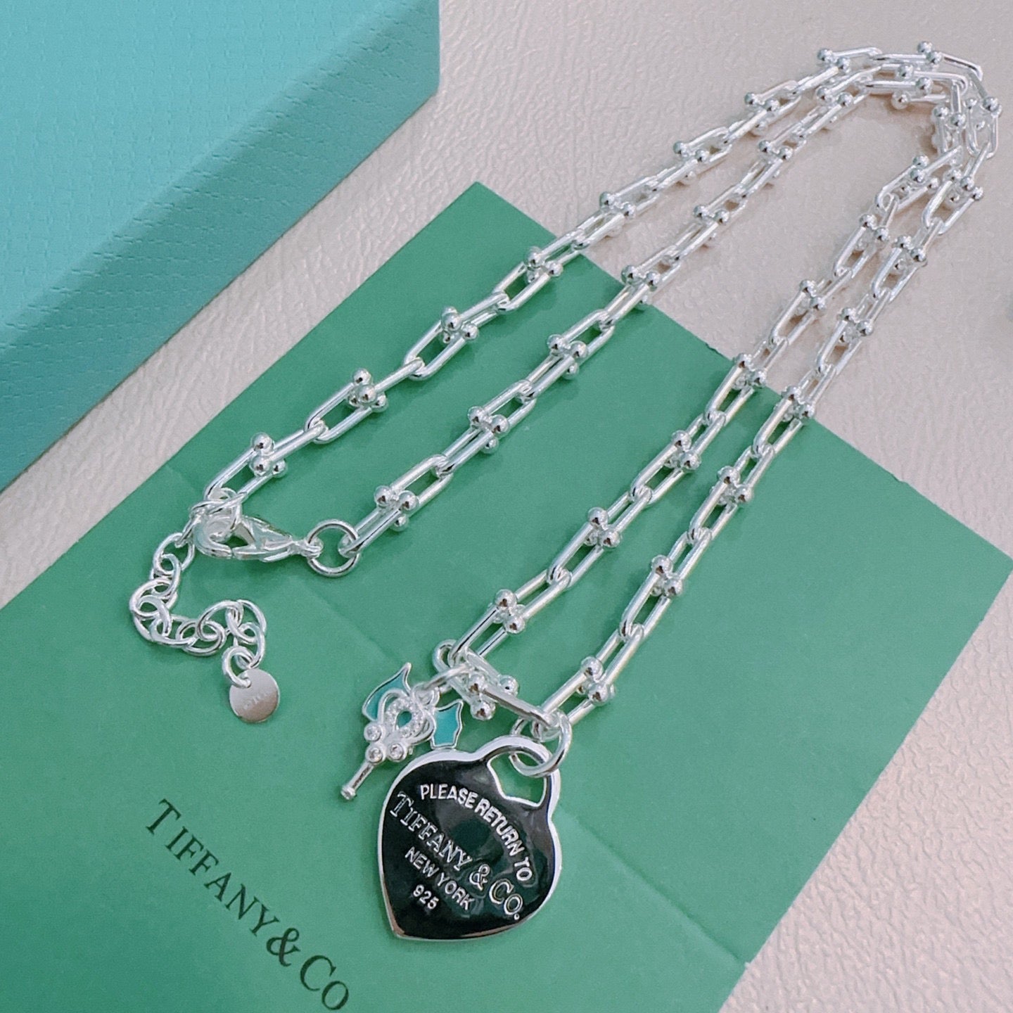 Signature Motif Pendant Necklace in Silver-Tone – Vintage Detail – Design 45 main product view