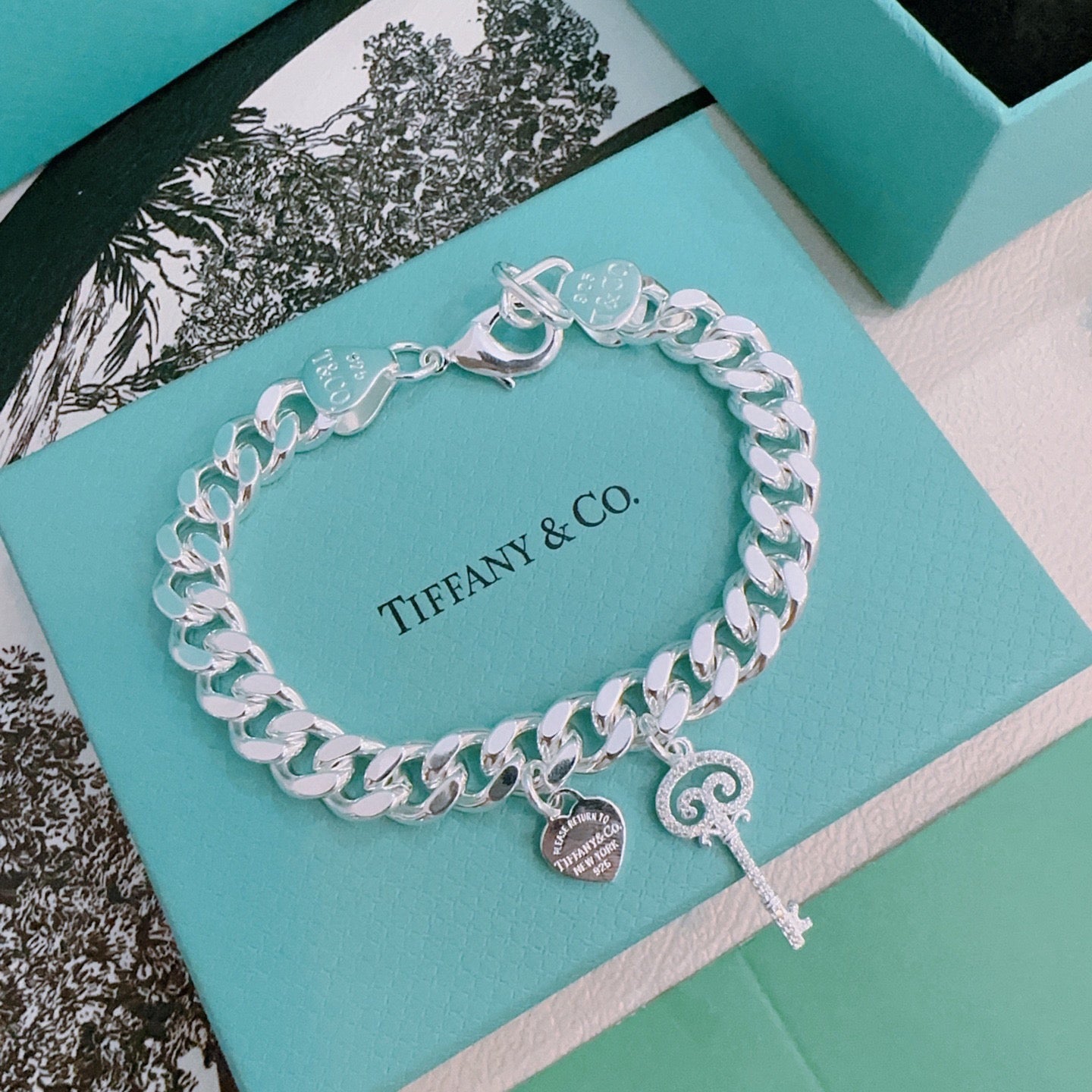 Signature Motif Bracelet in Silver-Tone – Vintage Detail – Design 91 styled product view