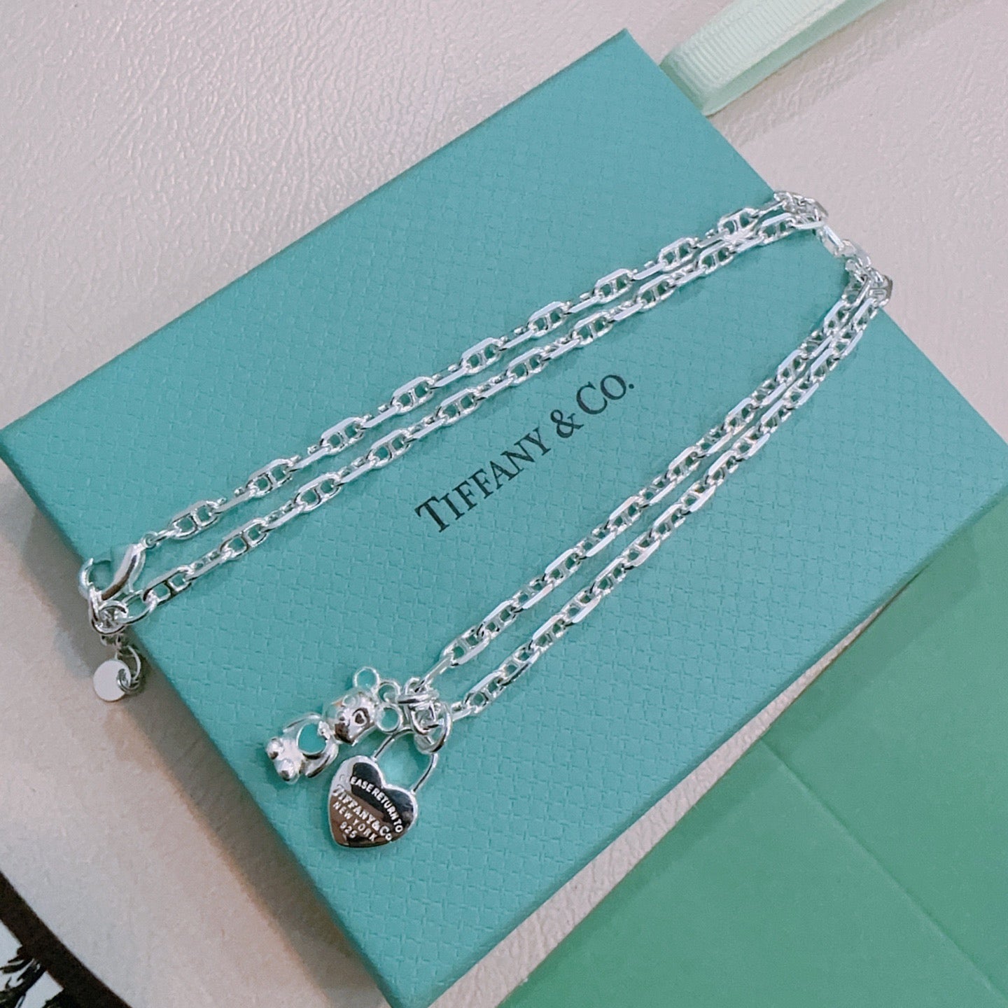 Signature Motif Pendant Necklace in Silver-Tone – Vintage Detail – Design 42 side detail