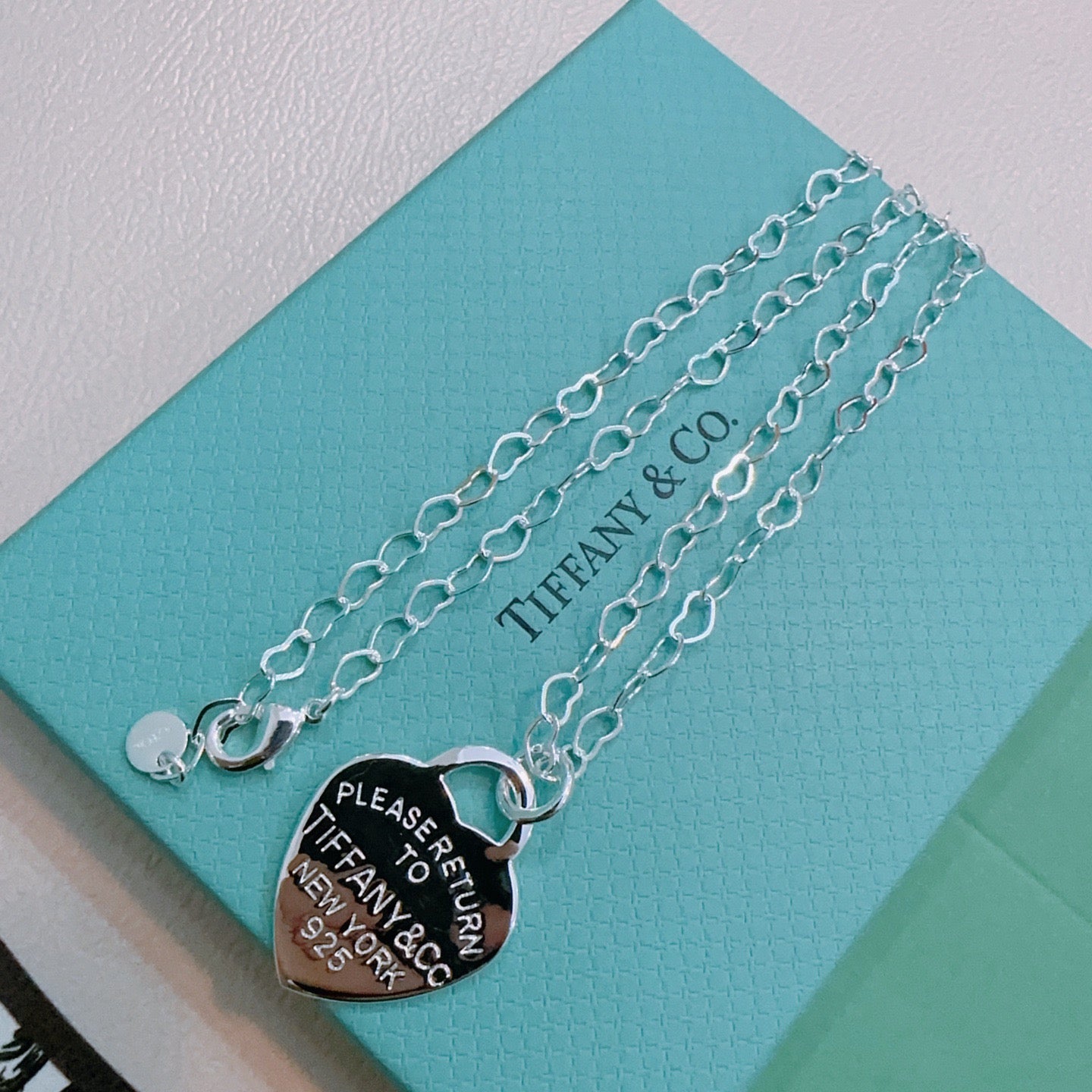 Signature Motif Pendant Necklace in Silver-Tone – Vintage Detail – Design 46 main product view