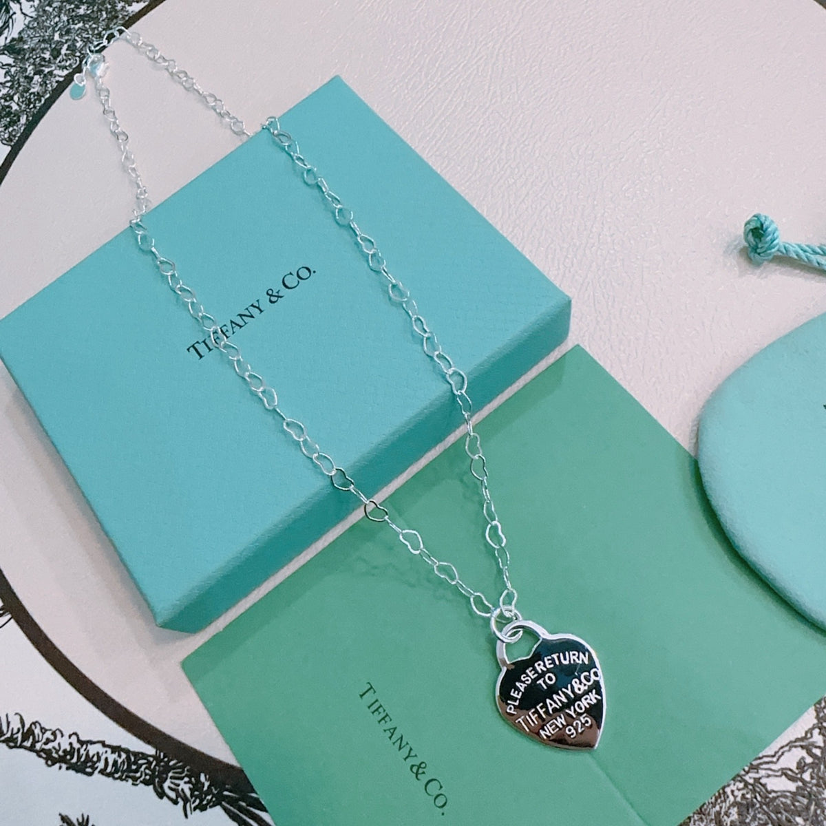 Signature Motif Pendant Necklace in Silver-Tone – Vintage Detail – Design 46 front product view