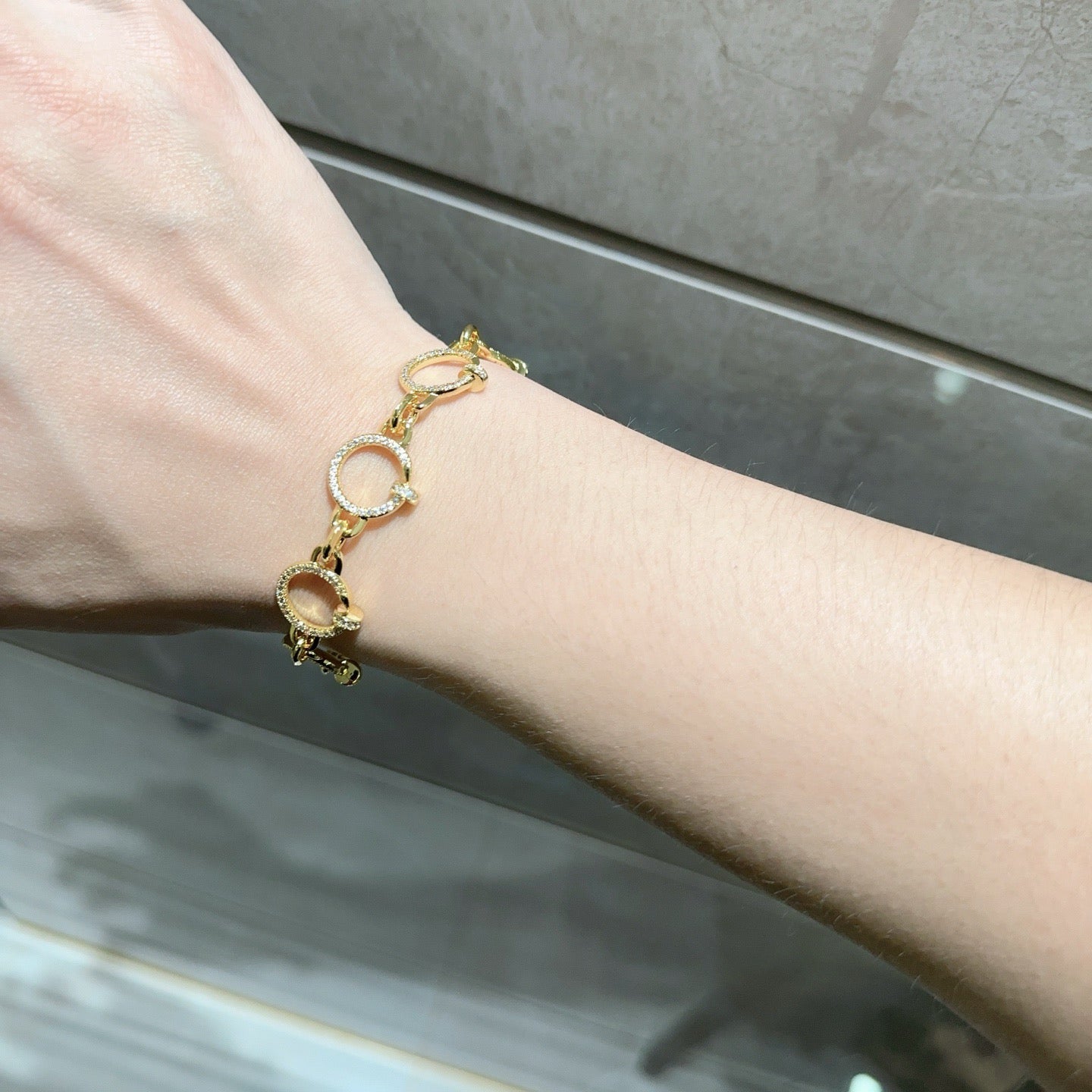 Sculptural Statement Bracelet in Gold-Tone – Design 199 detail view