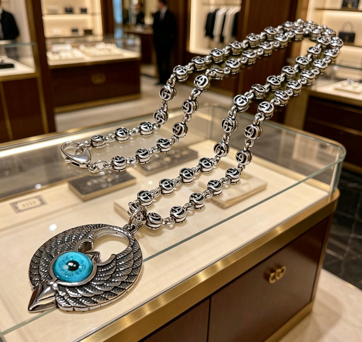 Double-G Emblem Pendant Necklace in Silver-Tone – Vintage Detail – Design 059 front product view