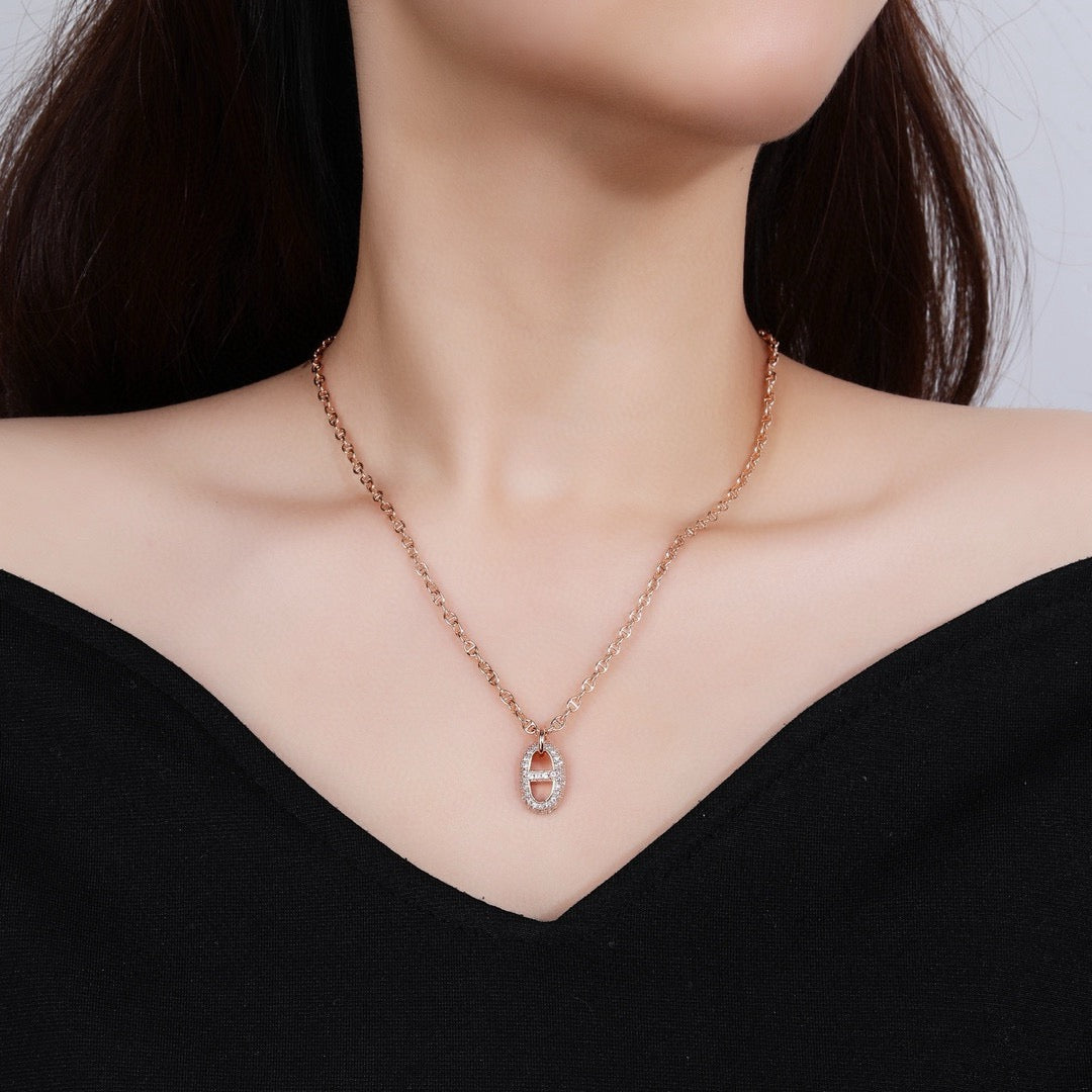 Toggle Pendant Necklace in Rose-Gold-Tone – Rose Gold Detail – Design 003 front product view