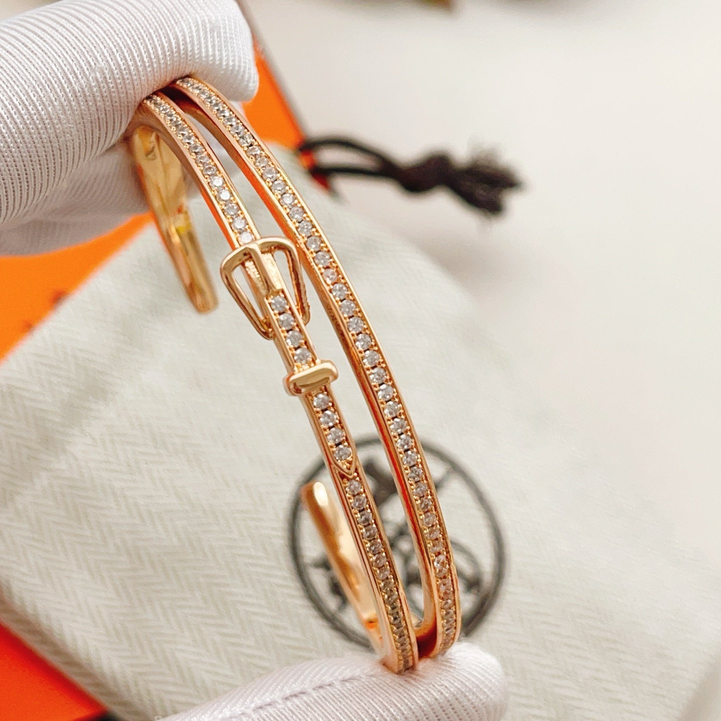 Geometric Emblem Bangle in Rose-Gold-Tone – Rose Gold Detail – Design 002 main product view