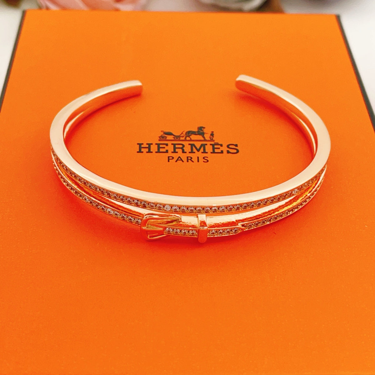 Geometric Emblem Bangle in Rose-Gold-Tone – Rose Gold Detail – Design 002 front product view
