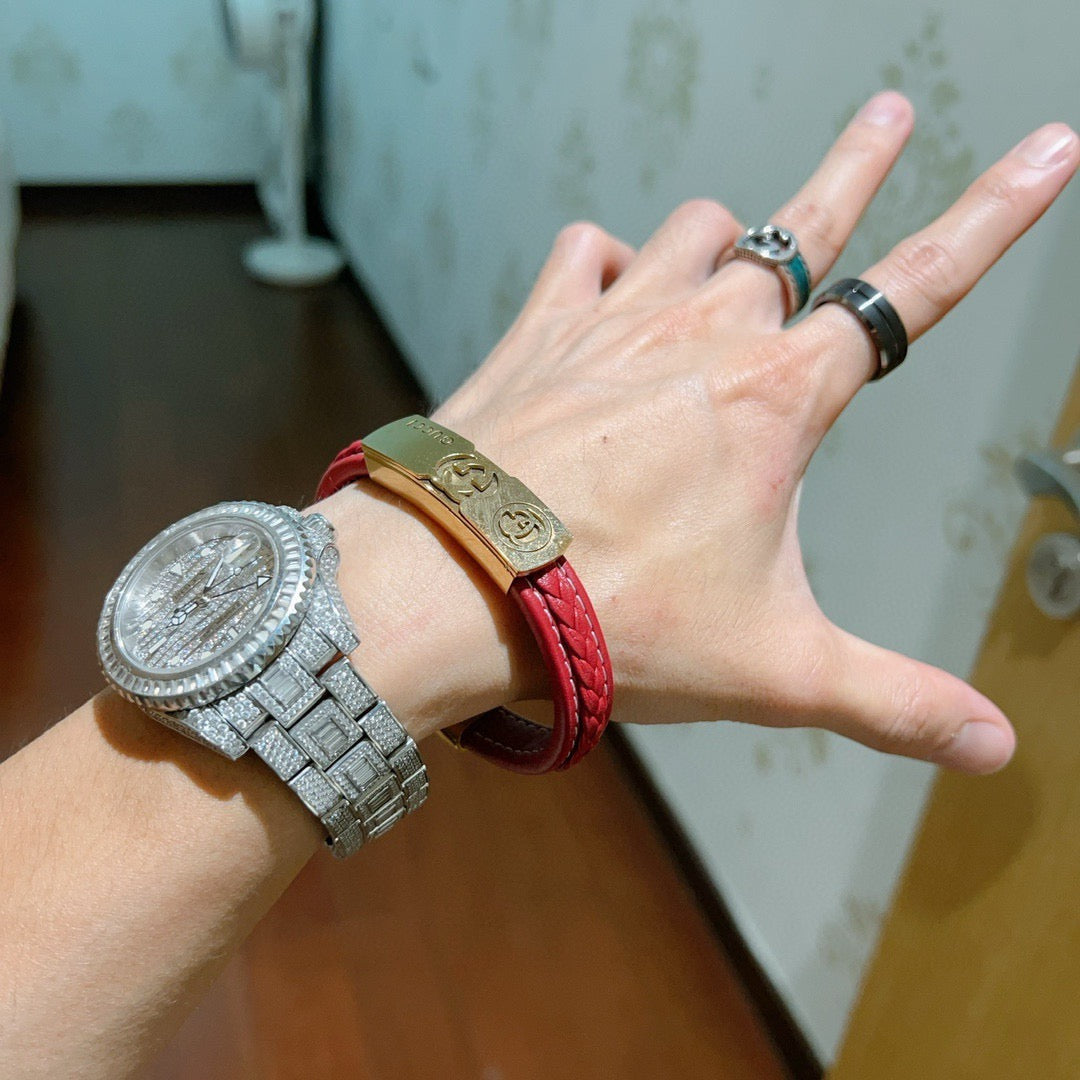 Double-G Emblem Bangle in Polished Metal-Tone – Leather Detail main product view