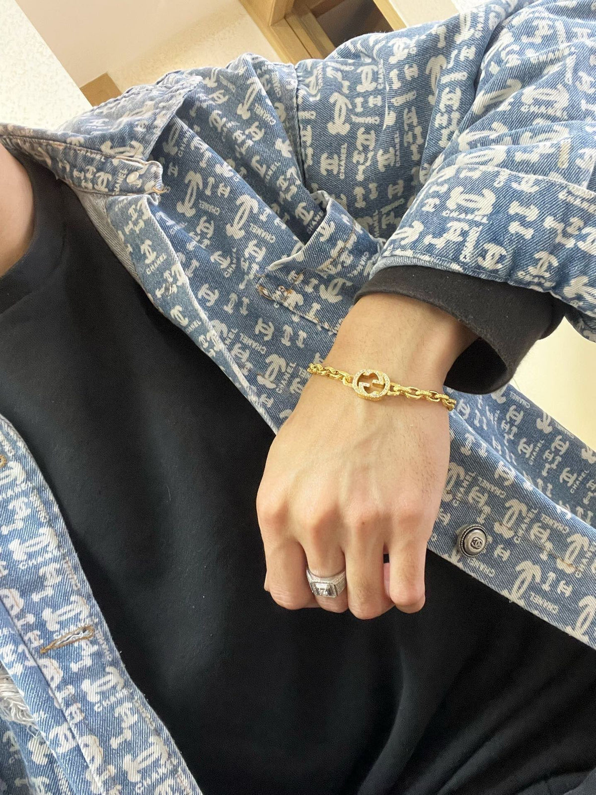 Geometric Emblem Bracelet in Gold-Tone – Design 008 side detail