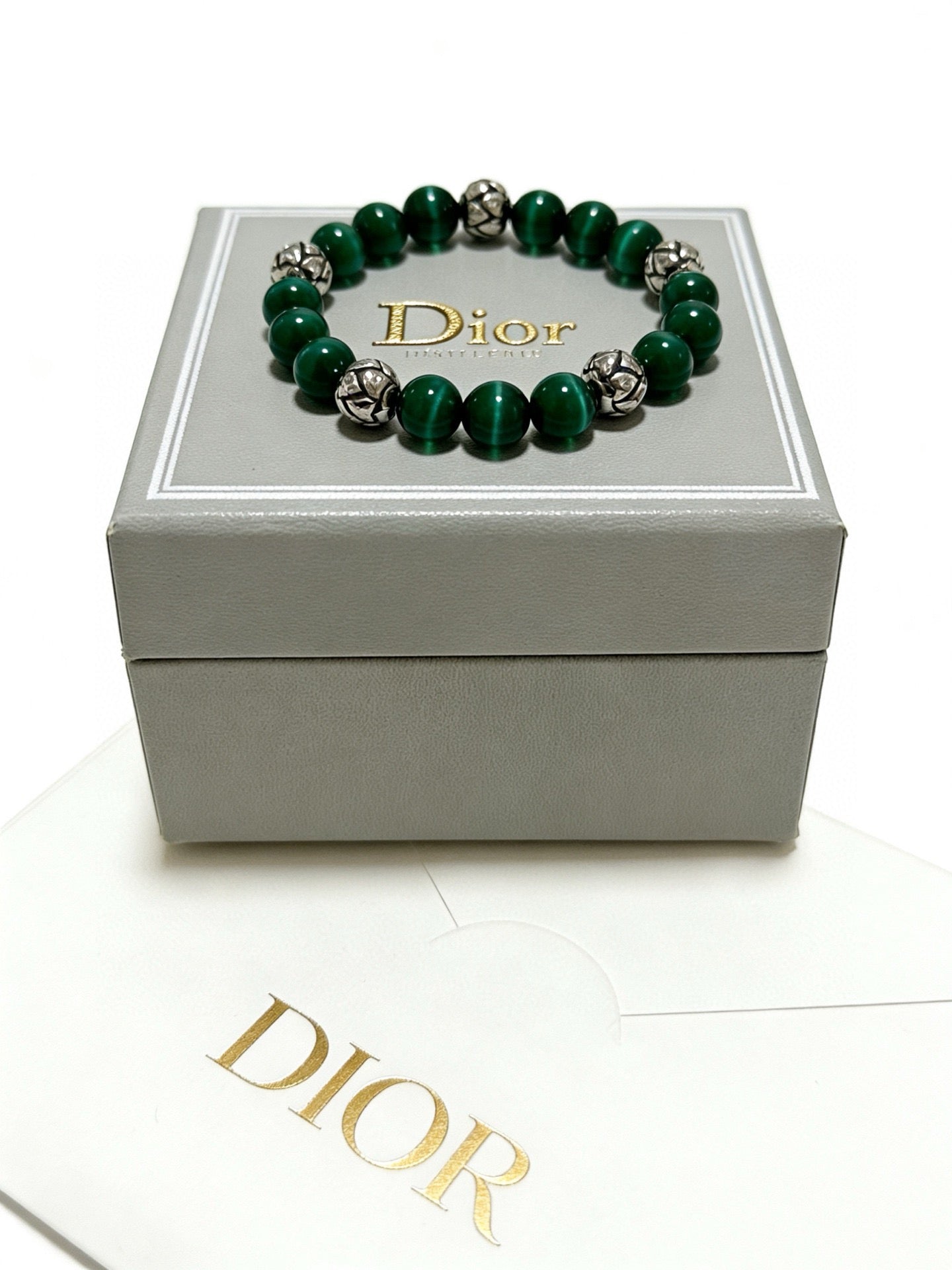 Star Motif Statement Bracelet in Silver-Tone with Vintage-Style Finish – Design 020 front view