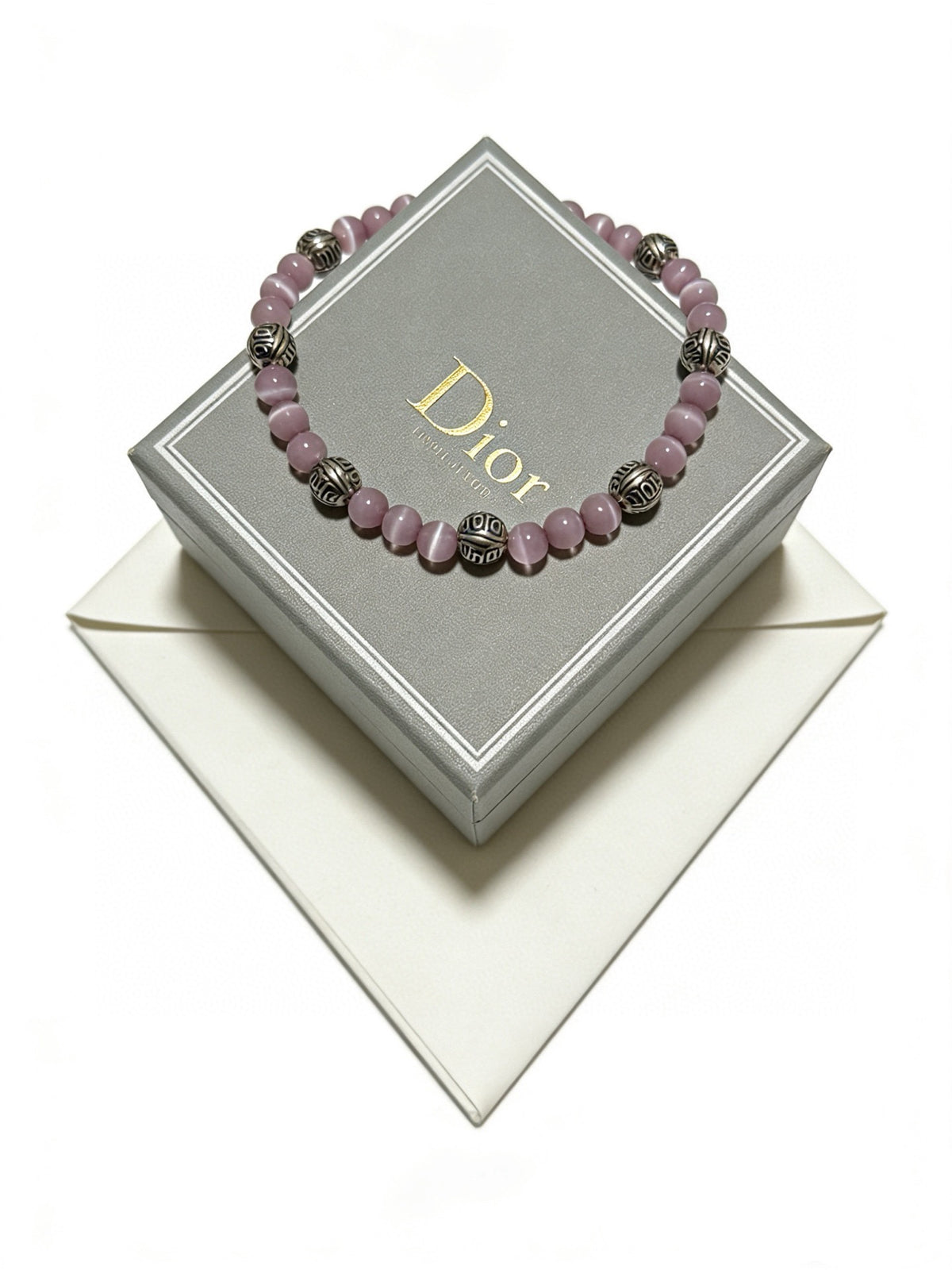 Star Motif Statement Bracelet in Silver-Tone with Vintage-Style Finish – Design 019 side detail